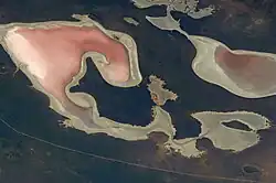 Pohled na jezero z ISS (2009)