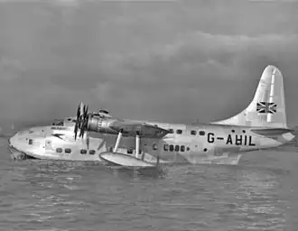 První vyrobený Short S.45 Solent 2 (BOAC, imatrikulace G-AHIL, „Salisbury“)