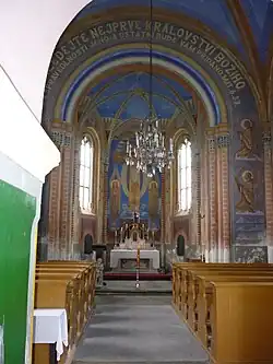 Interier kaple Povýšení svatého Kříže v Chotěboři