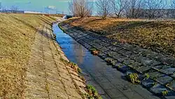 Potok před vtokem do retenční nádrže