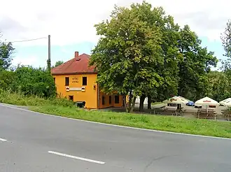 Silnice II/104 v Jílovém u Prahy