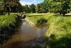 Soutok odtoku s přepadem z rybníka Vidlák