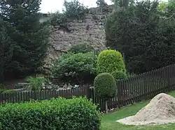 Jablonné v Podještědí - zbytky hradeb (2).JPG