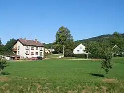 Severovýchodní kout návsi