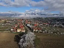 Letecký pohled na obec od jihu