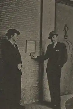 Čeští sochaři Jan Kodet (vlevo) a Vincenc Vingler ve švédském Göteborgu, 1946