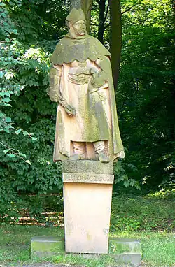 Socha Jana Roháče od výtvarníka Aloise Sopra umístěná v oboře Hvězda v Praze