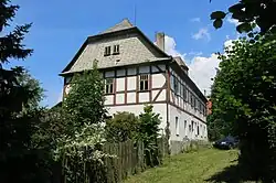 Janov-chalupa 2 boční pohled.jpg