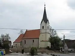 Kostel svatého Jana Křtitele od severozápadu