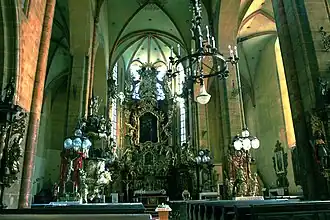 interier kostela sv. Mikuláše