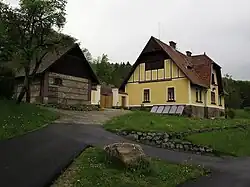 Jaronín, myslivna čp.37.jpg