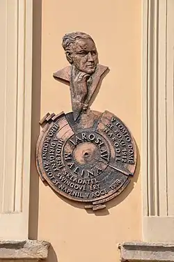 Pamětní deska na rodném domě v Hořicích