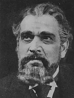 Jaroslav Seník jako Jan Hlubina v „Měsíci nad řekou“