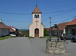 náves s kaplí Narození Panny Marie