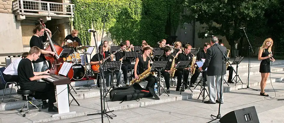 Vystoupení studentů v rámci hudebního festivalu Jazz na Hradě (2006)