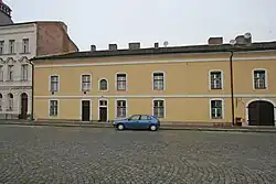 Jednoduchá kasárna, Okružní 383.JPG