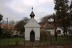 Kaplička v obci