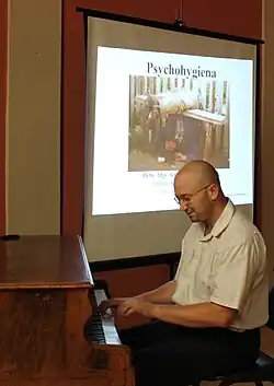 Na přednáškách dr. Klimeše se občas zpívá (Litoměřice 2011)