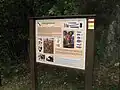 Informační tabule s popisem jeskyně