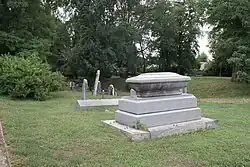 Jewish cemetery in Břeclav 30.JPG