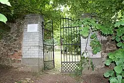 Jewish cemetery in Janovice nad Úhlavou 02.JPG