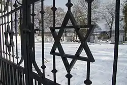 Jewish cemetery in Pisek in winter (7).JPG