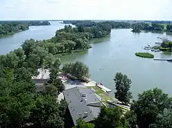 pohled na jezero z Myší věže
