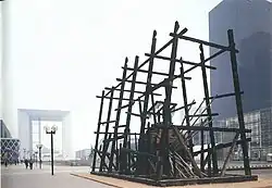 Vzkříšení (1990), La Défence, Paříž