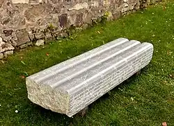 Fragment, vápenec, 2001