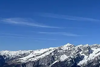 Plochá temena jihovýchodní větve pohoří