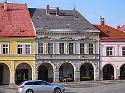 Jicin Valdstejnovo namesti 60.jpg
