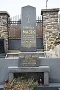 Náhrobek Emila Mašíka