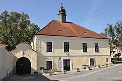 Jindřichův-Hradec-ZUŠ-Janderova-č165-2013.jpg