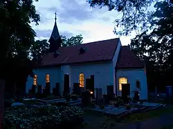 Jinonice, kostel svatého Vavřince, noc.jpg