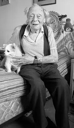 Jiří Kárnet (East Village, NYC, 2009)