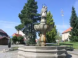 Jistebnice kasna sv Jana Nepomuckeho.JPG