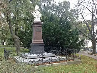 Pomník německého spisovatele, básníka Johanna Gottfrieda Seumeho