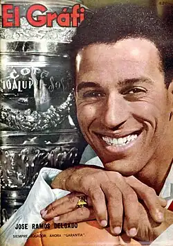 José Ramos Delgado na titulní straně časopisu El Gráfico (vydání z 8. července 1964)