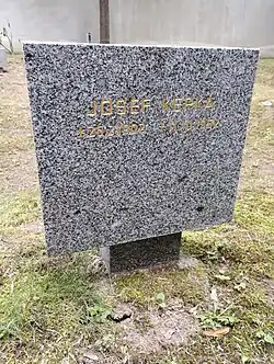 Symbolický náhrobek Josefa Kepky na Čestném pohřebišti v Ďáblicích