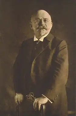 Julius Scharlach, 1905