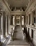 Monumentální schodiště v Justičním paláci