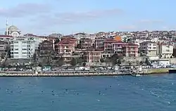 Výhled z Bosporu na Üsküdar