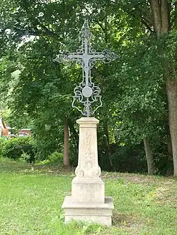 Kříž při silnici