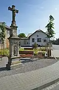 Kříž na návsi