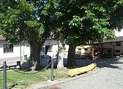 Kříž v Rabí (Q38090200).jpg