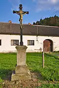 Kříž v jižní části obce
