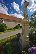 Kříž v západní části obce