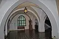 Křížová klenba na chodbě před vstupem do kaple