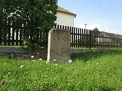 Křížový kámen v Lipici (Q37461405) 01.jpg