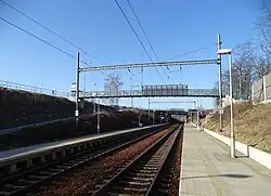 Železniční zastávka Kařez ve směru na Prahu